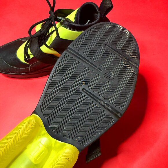 Nike Air Edge 270 Sneakers – Black & Neon Volt – Size 10.5 Men’s – Street Style - Picture 10 of 11